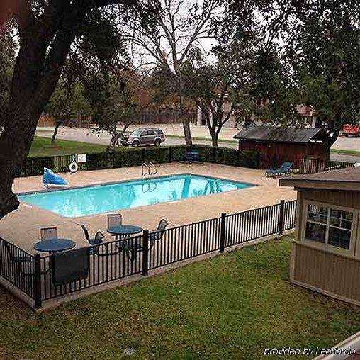 Inn Of Uvalde Exterior photo